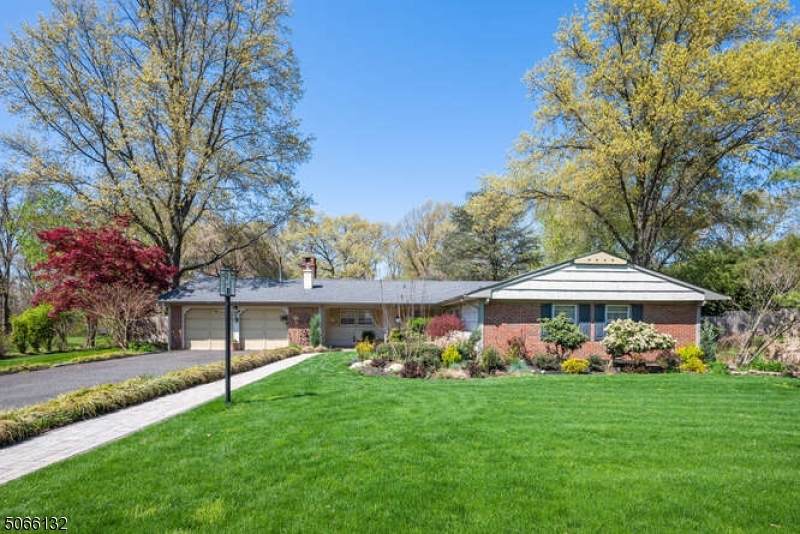32 Macafee Rd - Photo 1