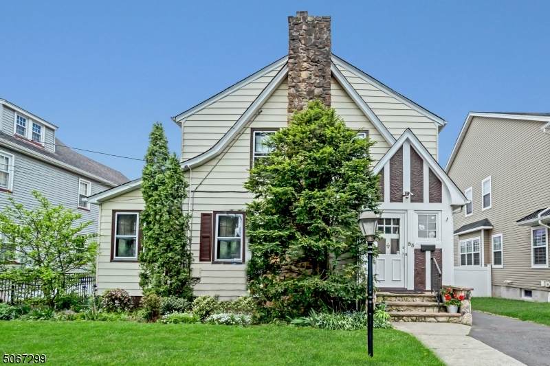 55 Arthur Terrace - Photo 1