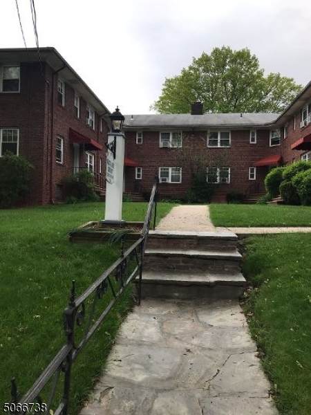152 Belleville Ave - Photo 1