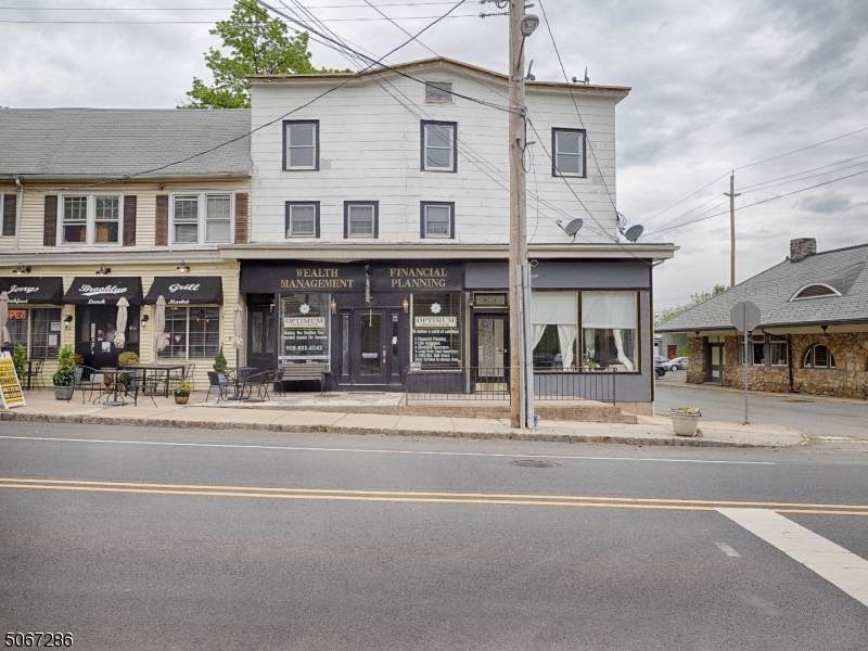 259 Main St - Photo 1