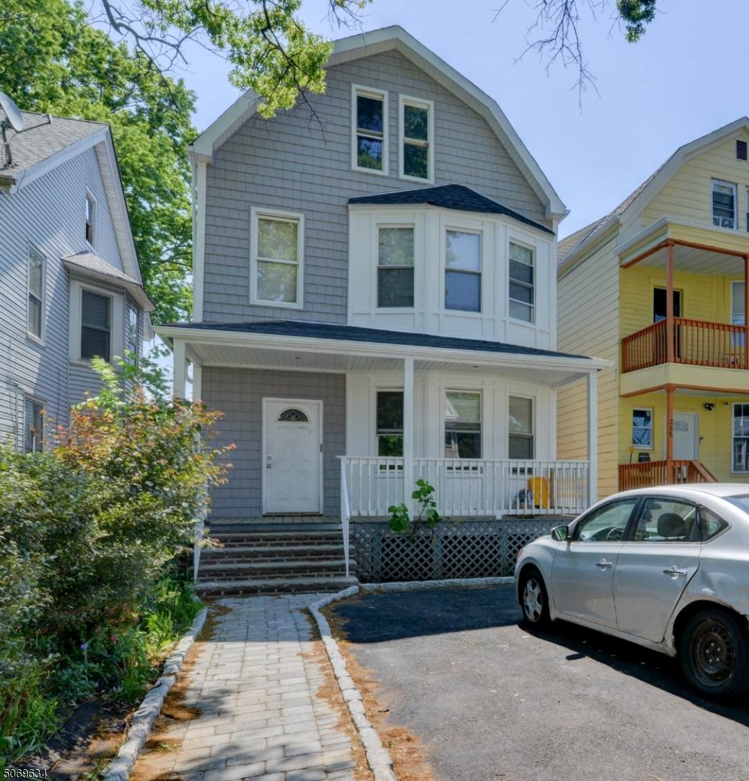 266 S Clinton St - Photo 1