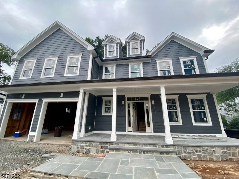 605 Leigh Dr - Photo 1