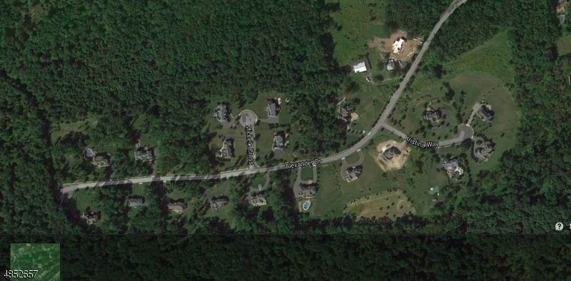 2 Alexander Dr - Photo 1