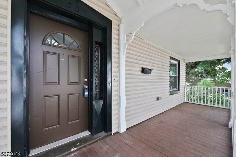 70 2nd St, 1st Floor - Photo 1