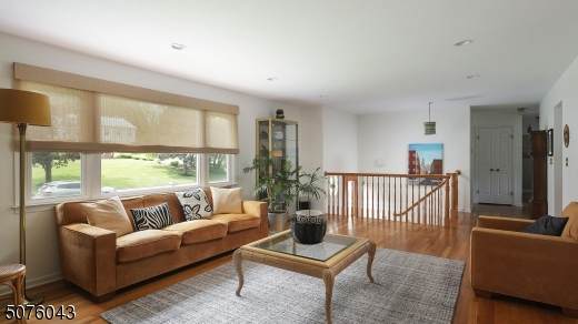 9 Greensview Dr - Photo 1