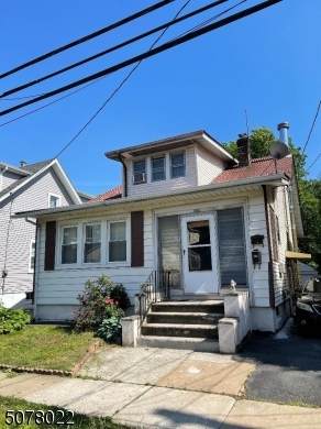562 Buchanan St - Photo 1