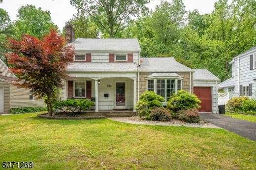 252 Forest Dr - Photo 1