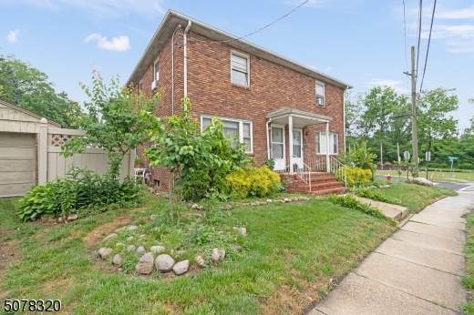 755 Chestnut St - Photo 1