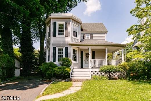 7 Orange Ave - Photo 1
