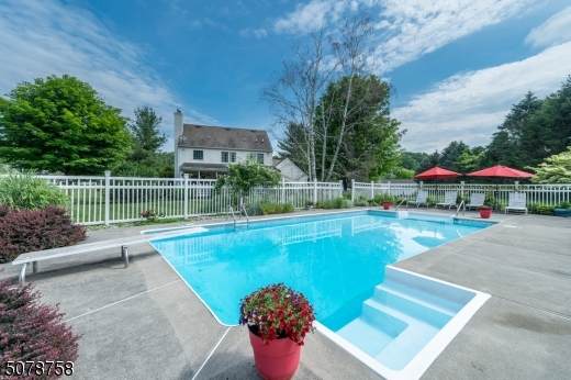 10 Saddle Ridge Rd - Photo 1