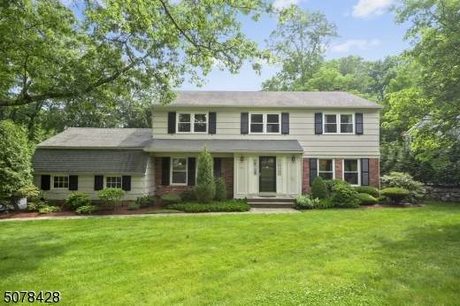 1021 Ledgewood Rd - Photo 1