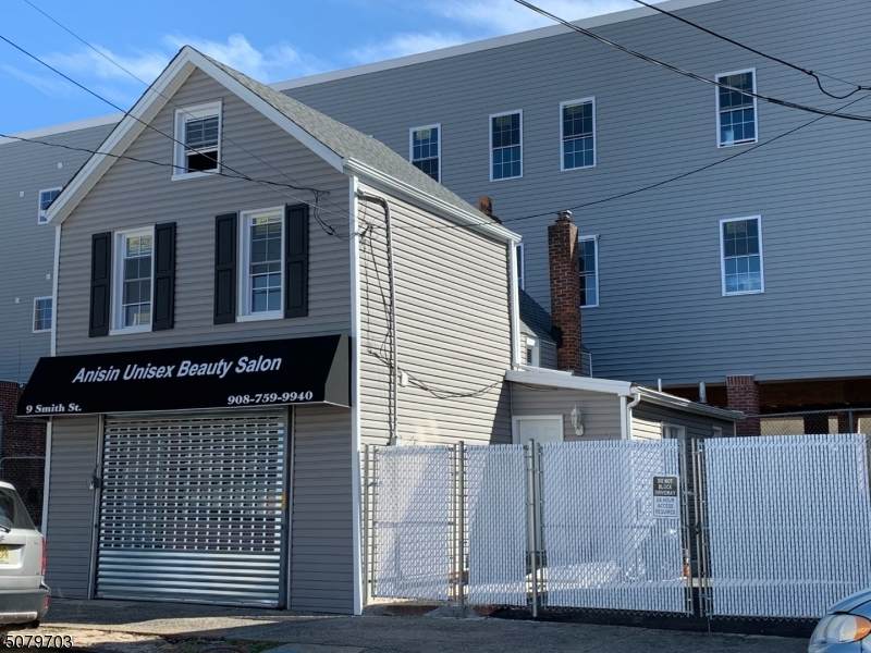 9 Smith St - Photo 1