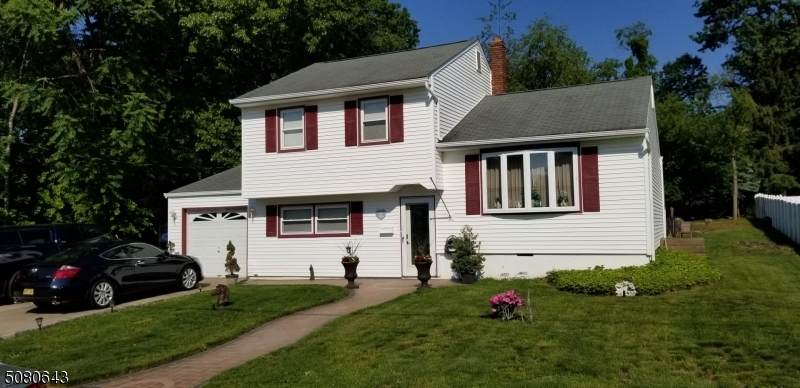 19 Wabash Ave - Photo 1
