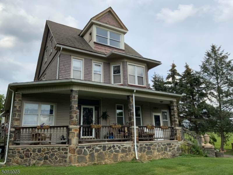327 Liberty Rd - Photo 1