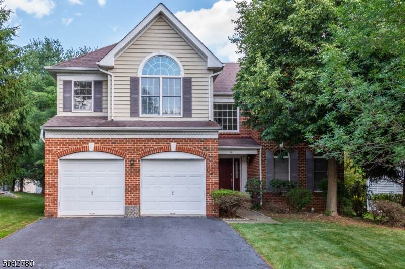 12 Allegheny Dr - Photo 1