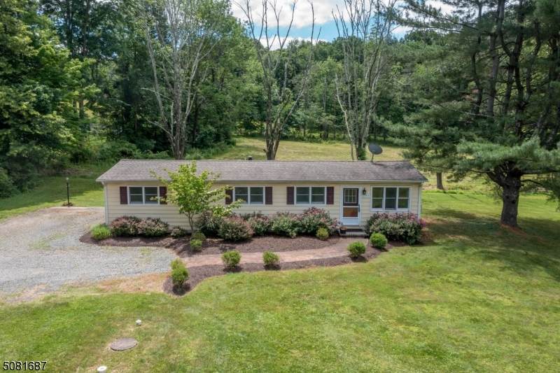 359 Cokesbury Rd - Photo 1