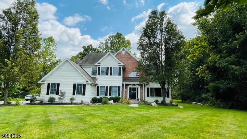 100 Bradford Lane - Photo 1