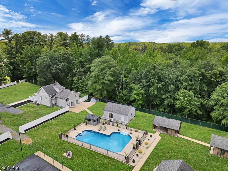 96 Hawkins Rd - Photo 1