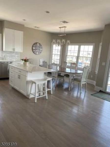 231 Bryn Mawr Ave - Photo 1