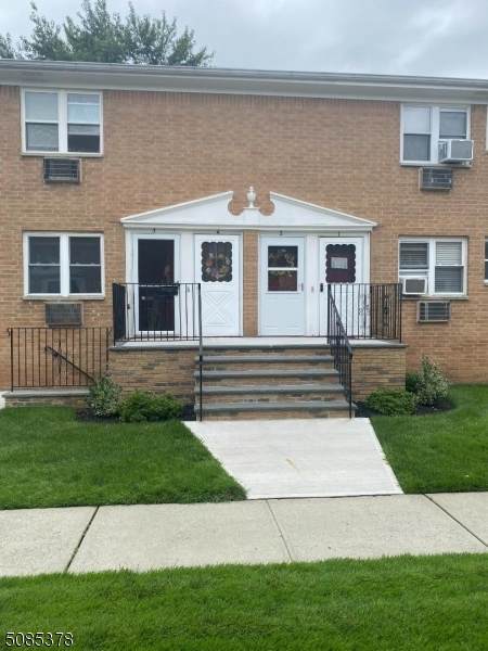 725 Joralemon St - Photo 1