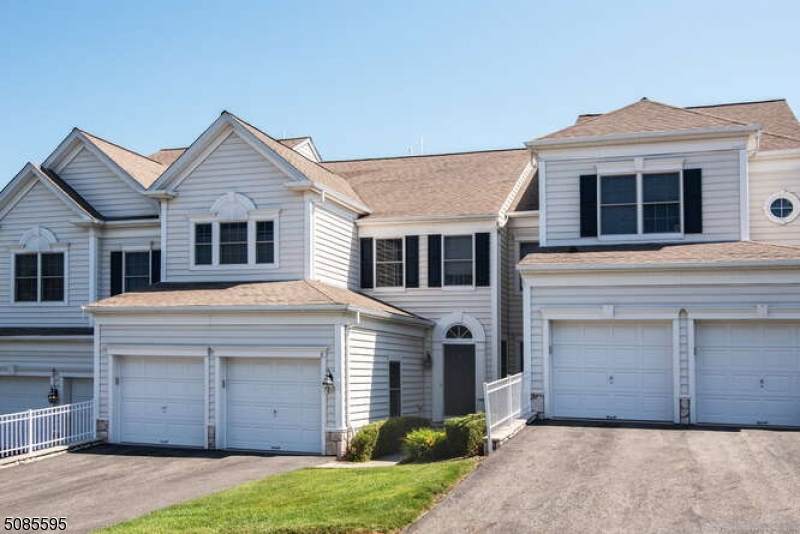 8 Generals Ln - Photo 1