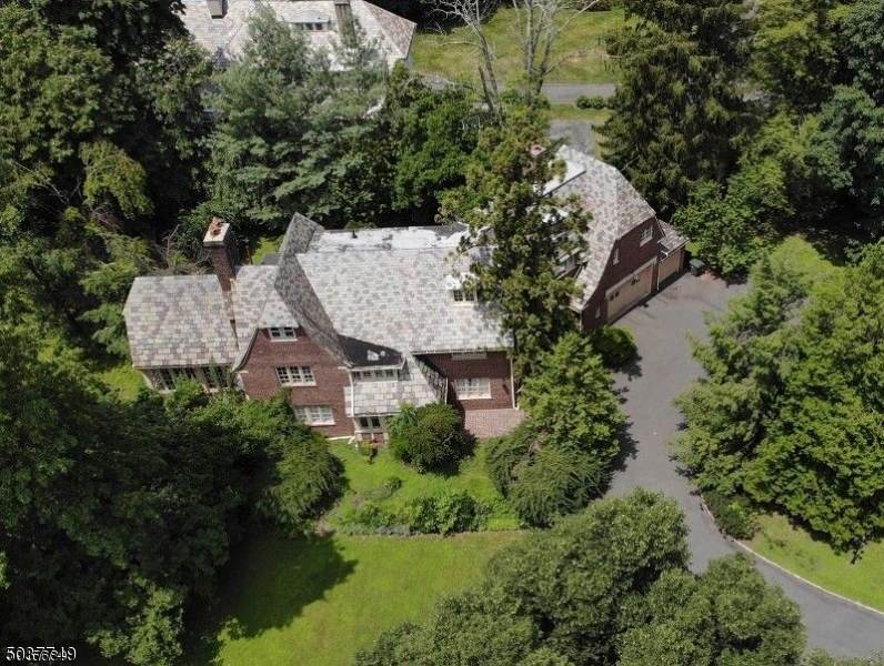 475 Berkeley Ave - Photo 1