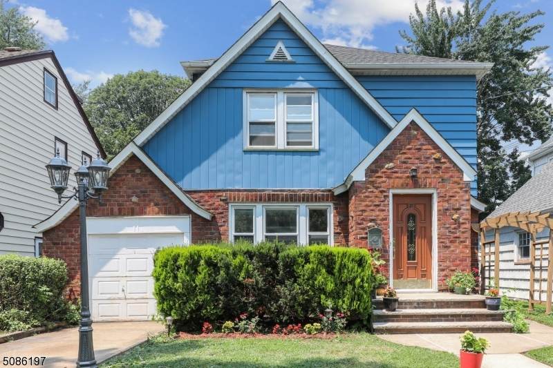 21 Mountain Ave - Photo 1
