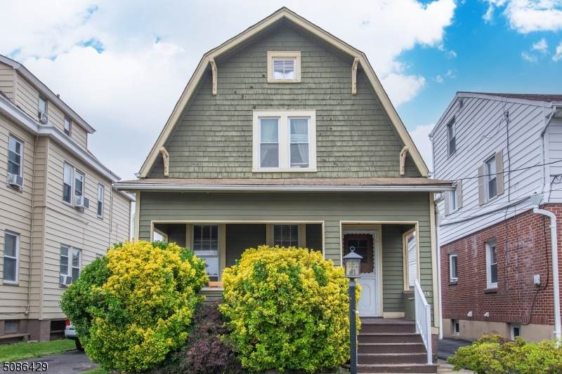 25 Harvard St - Photo 1