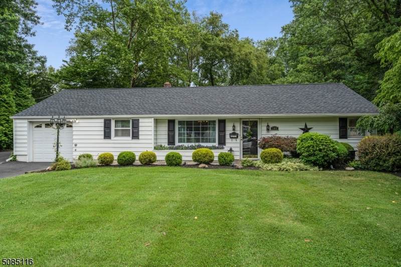 106 Warrenville Rd - Photo 1
