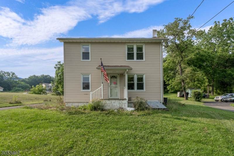 92 Myrtle Ave - Photo 1
