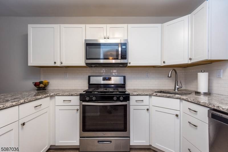 21 Krenkel Ct - Photo 1