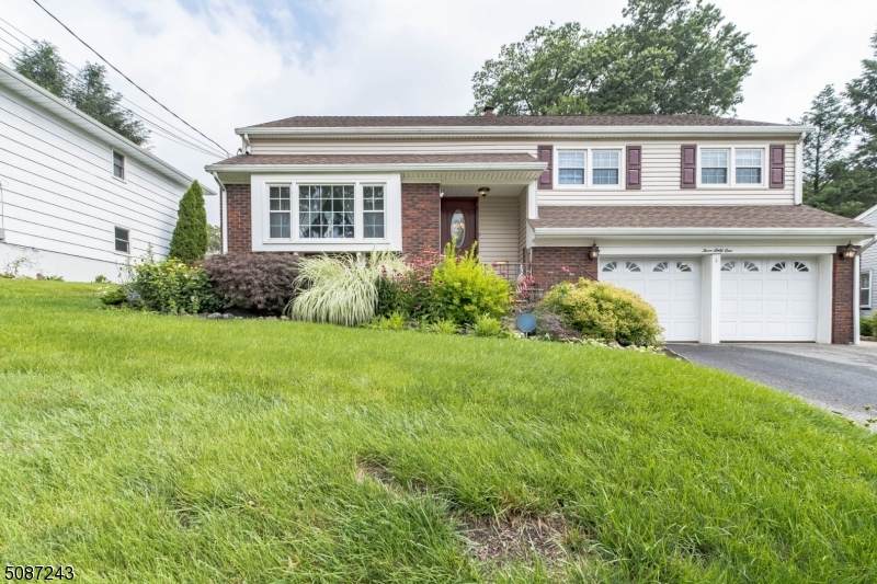 361 Sycamore Dr - Photo 1