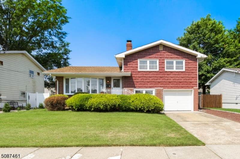 17 Monush St - Photo 1