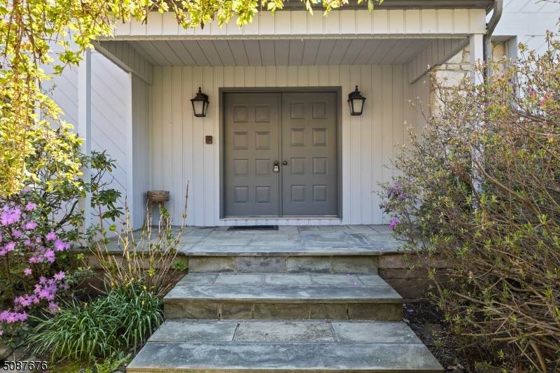 23 Independence Way - Photo 1