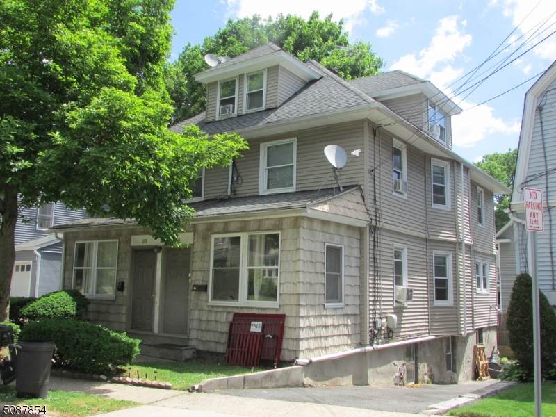 52 Ashwood Ave - Photo 1