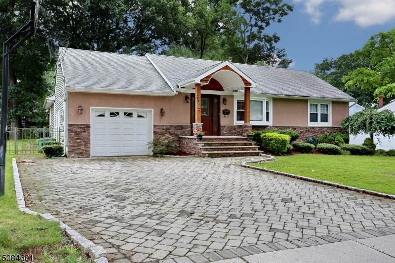 816 Alden Rd - Photo 1