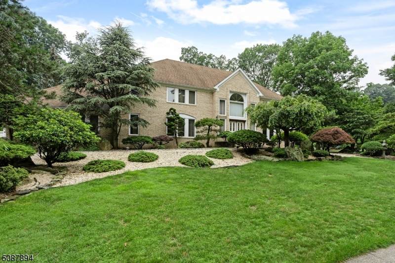 1 Manchester Dr - Photo 1