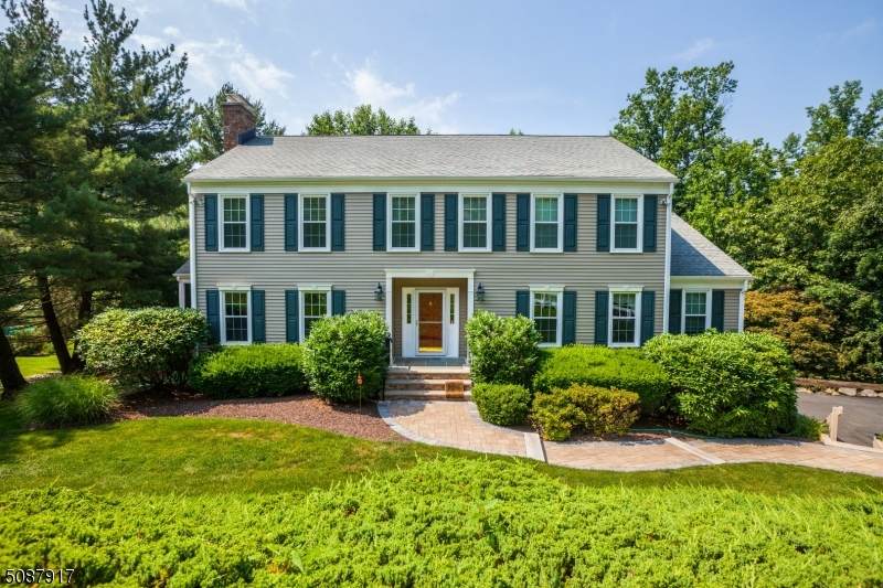 8 Roberts Rd - Photo 1