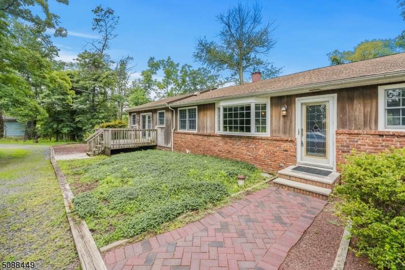 751 Peters Ln - Photo 1