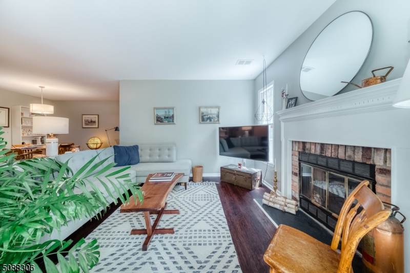 130 Jamestown Rd - Photo 1