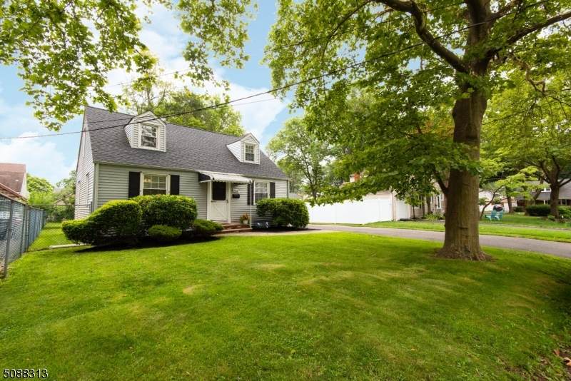 2212 Rhoda Pl - Photo 1