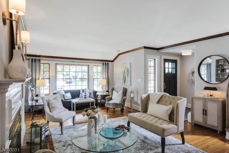 722 Fairacres Ave - Photo 1