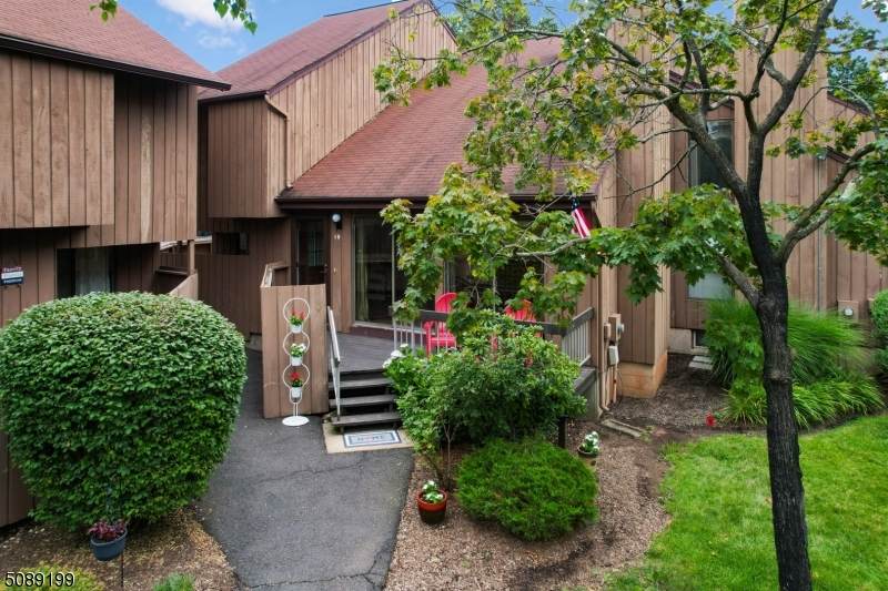 131 Bluebird Dr. 1D - Photo 1