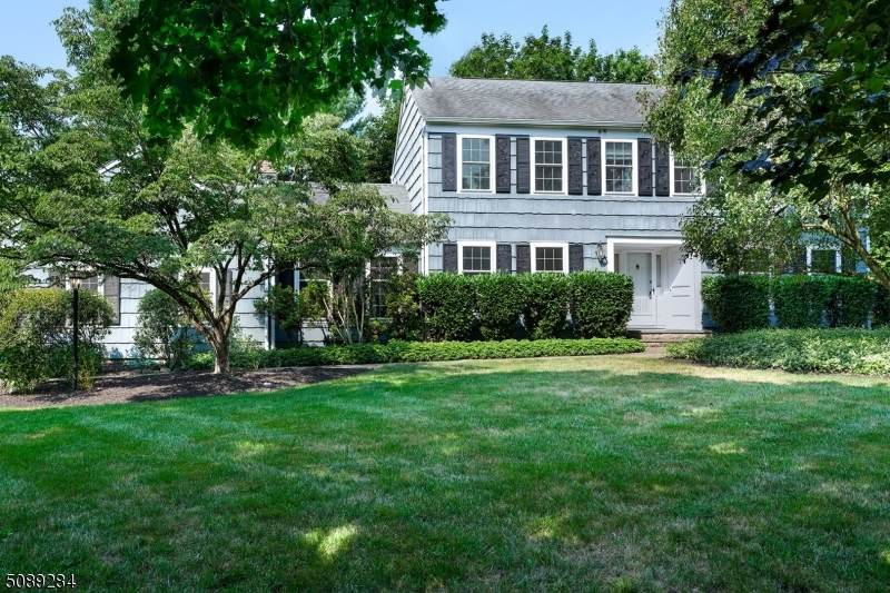 4 Hoagland Dr - Photo 1