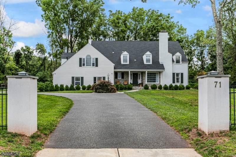 71 Rolling Hill Rd - Photo 1