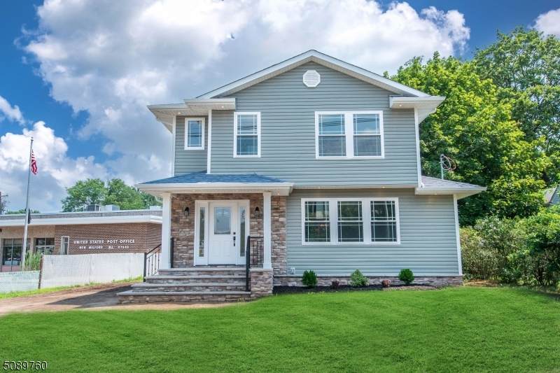 1065 River Rd - Photo 1