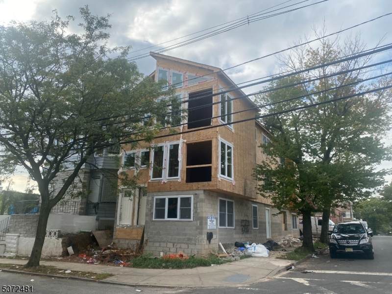 19 North Munn Avenue - Photo 1