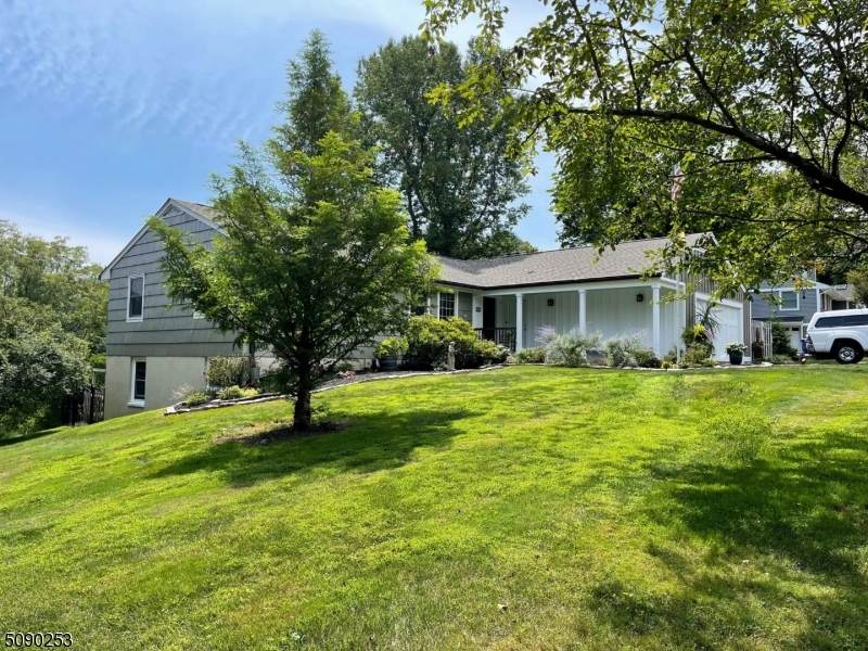 30 Pheasant Hill Drive - Photo 1