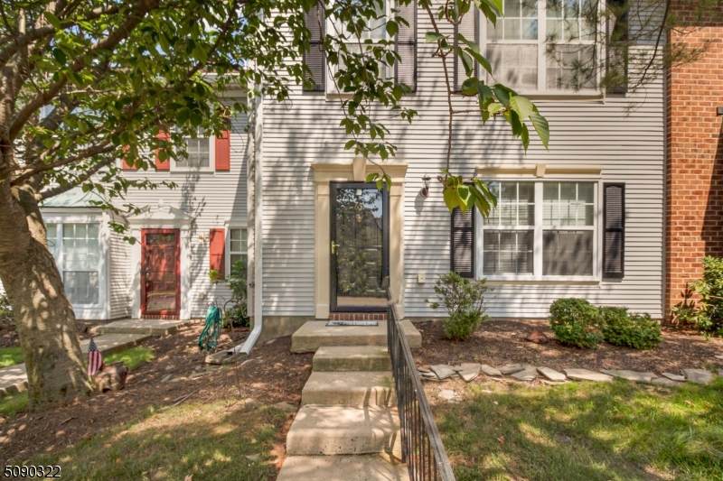 65 Townsend Ct - Photo 1