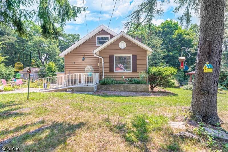 12 Pautuck Rd - Photo 1